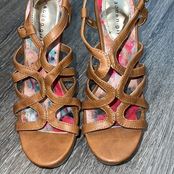 Steve Madden Cork Wedges 7.5 - Picture 5 of 12